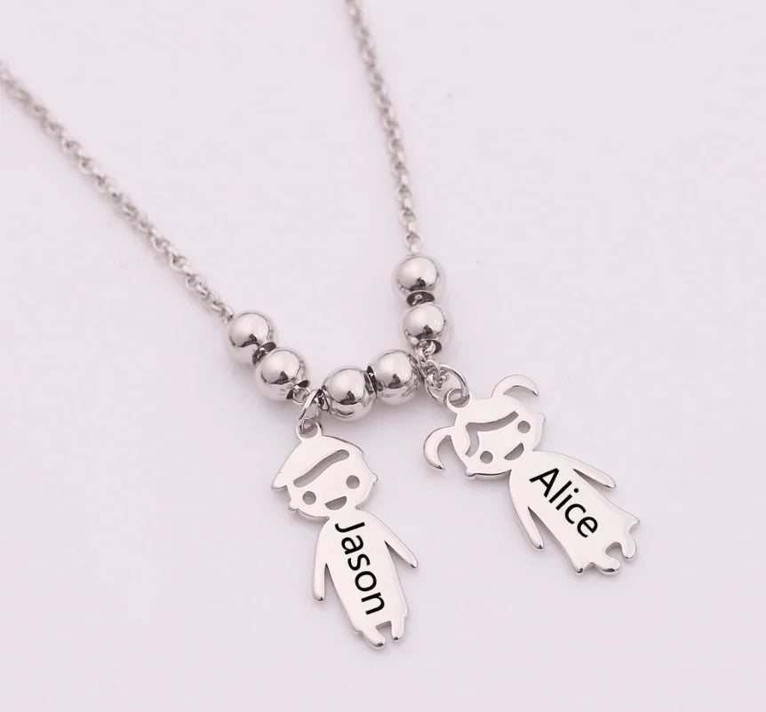 Collar de acero inoxidable para niños y niñas de la marca JewerlyDreams, diseño personalizado y elegante, estilo europeo y americano.