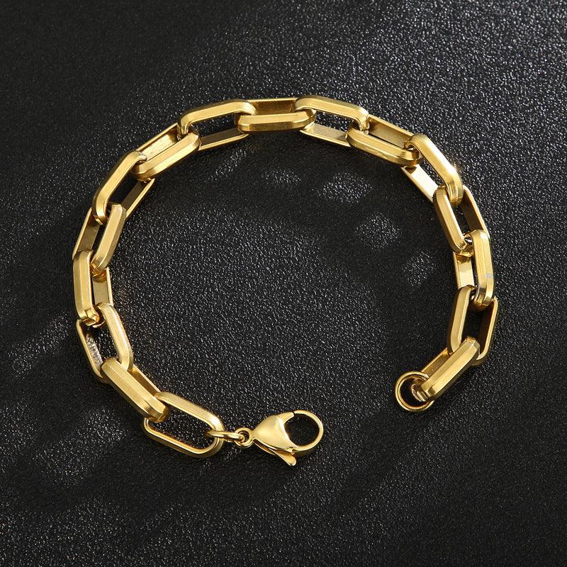 Pulsera de acero titanio para hombre con diseño geométrico y estilo hip-hop, de la marca JewerlyDreams, en imagen.