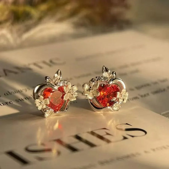 Aretes de oro con zirconia roja y flor de begonia, joyería de alta apariencia, ideal para fans y novias, de JewelryDreams.