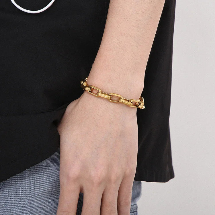 Pulsera de acero de titanio para hombres con diseño geométrico hip-hop, estilo nítido y moderno, de la marca JewerlyDreams.